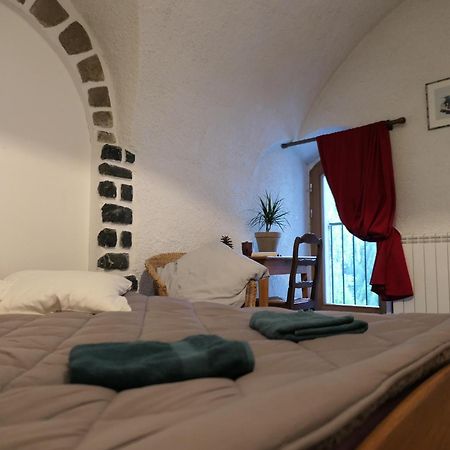 Auberge Les 1000 Cols, Anciennement Val D Azur Molines-en-Queyras Szoba fotó